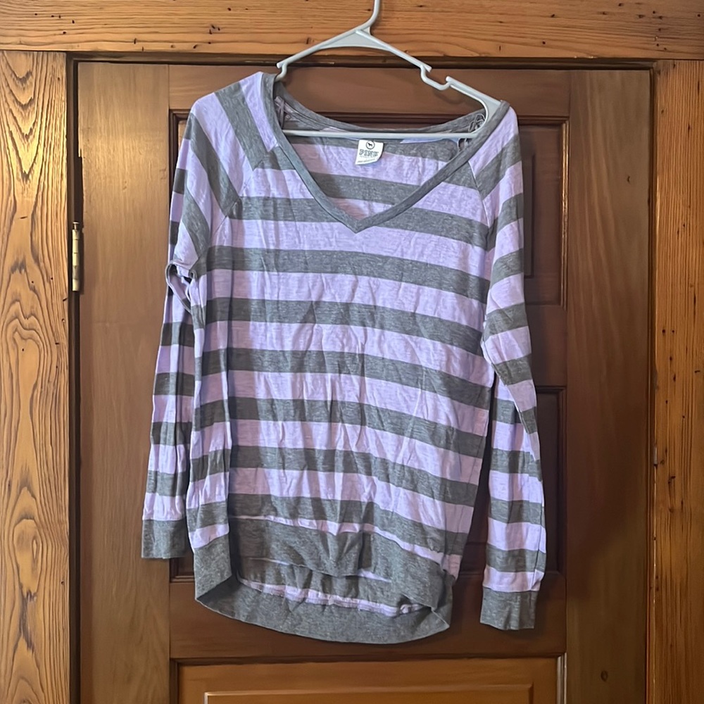PINK long sleeve vneck